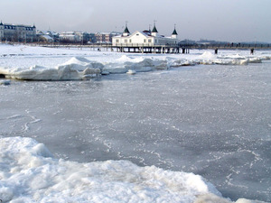 Seebrücke in Ahlbeck im Winter seebrücke-ahlbeck-im winter