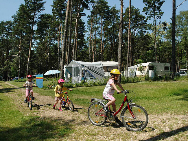 Mietwohnwagen Campingplatz Weißer See