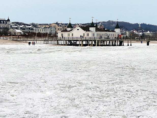 Seebücke in Ahlbeck im Winter Seebücke