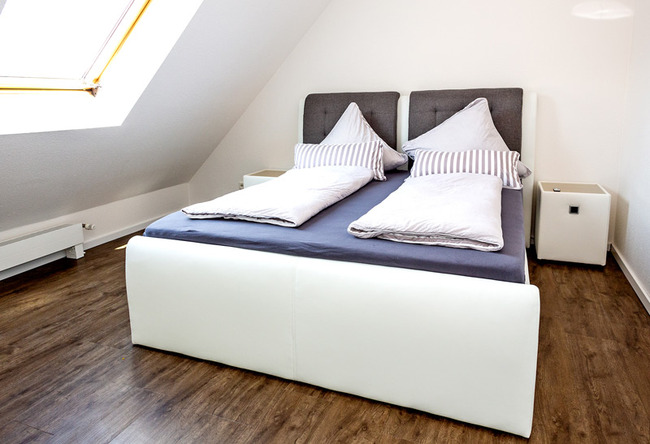 Fewo Meersinn - Schlafzimmer mit Doppelbett