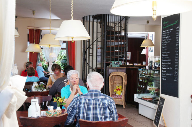 Café & Restaurant - Innenansicht