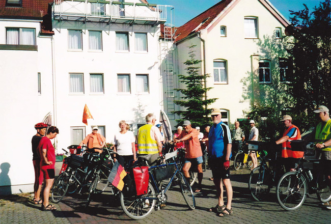 fahrradfahrer-hotel-am-markt