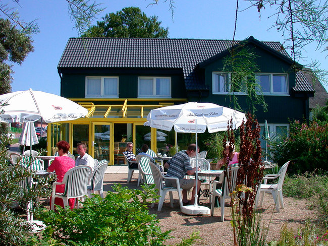 Eiscafé im Sommergarten