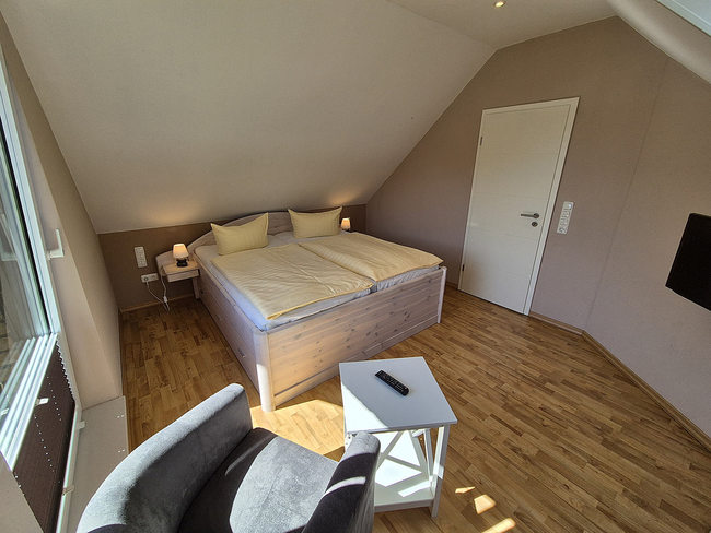 Schlafzimmer im Obergeschoß - FH "Zum See"