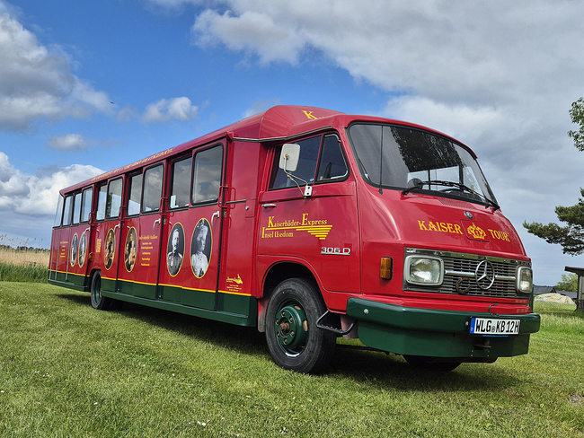 Oltimer Mercedesbus von Kaiserbäder-Express